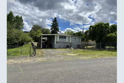 325 W 1st St, Long Creek, OR 97856 - Photo 1