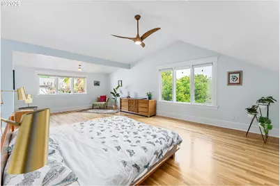 923 SE Lambert St, Portland, OR 97202 - Photo 14