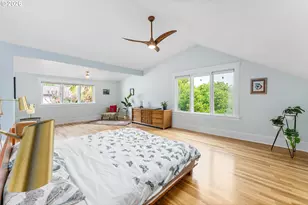 923 SE Lambert St, Portland, OR 97202 - Photo 14