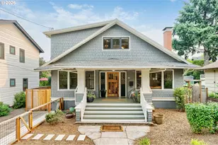 923 SE Lambert St, Portland, OR 97202 - Photo 1