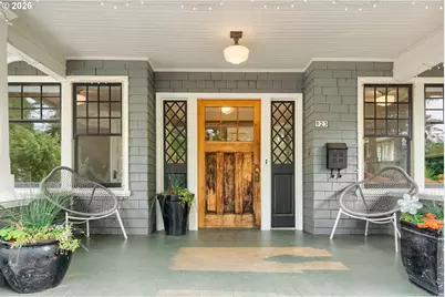 923 SE Lambert St, Portland, OR 97202 - Photo 2