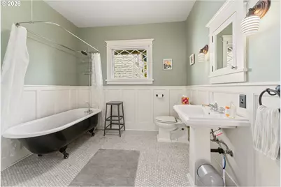 923 SE Lambert St, Portland, OR 97202 - Photo 22