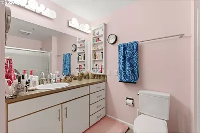 1616 S Harbor Way #502, Portland, OR 97201 - Photo 12