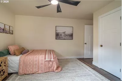 765 W Rainbow St, Roseburg, OR 97471 - Photo 32