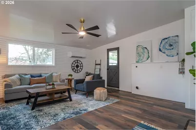 765 W Rainbow St, Roseburg, OR 97471 - Photo 22