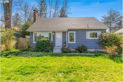 5726 SW Florida St, Portland, OR 97219 - Photo 1