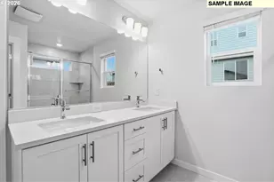 3717 SW 40th St, Gresham, OR 97080 - Photo 8