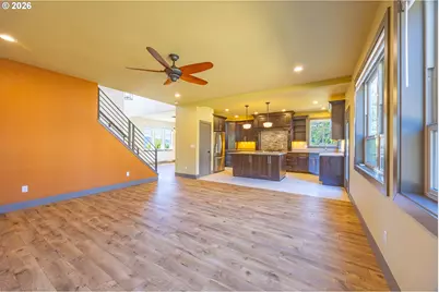 2712 NW Daysha Dr, Roseburg, OR 97471 - Photo 8