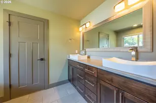 2712 NW Daysha Dr, Roseburg, OR 97471 - Photo 14