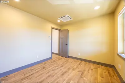 2712 NW Daysha Dr, Roseburg, OR 97471 - Photo 18