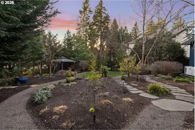13048 Knaus Rd, Lake Oswego, OR 97034 - Photo 38