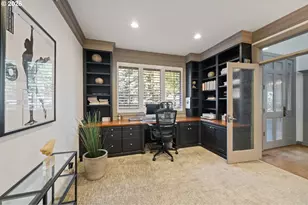 13048 Knaus Rd, Lake Oswego, OR 97034 - Photo 8