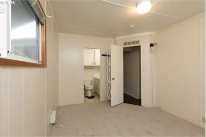 11453 SW Royal Villa Dr, Portland, OR 97224 - Photo 18