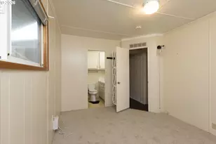 11453 SW Royal Villa Dr, Portland, OR 97224 - Photo 18