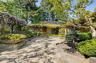 1117 SW Mitchell Ln, Portland, OR 97239 - Photo 18