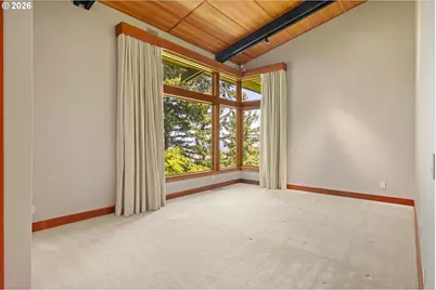 1117 SW Mitchell Ln, Portland, OR 97239 - Photo 20