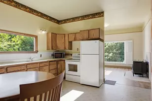 1829 Irving Ave, Astoria, OR 97103 - Photo 12