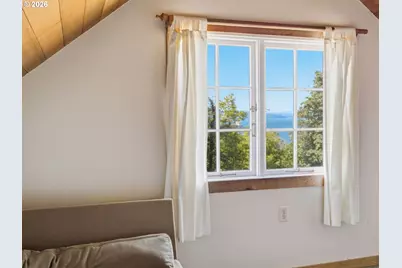 1829 Irving Ave, Astoria, OR 97103 - Photo 20