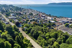 1829 Irving Ave, Astoria, OR 97103 - Photo 32