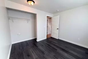 1320 NE 17th St, Gresham, OR 97030 - Photo 8
