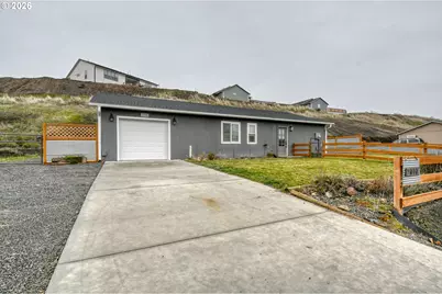 2010 Tutuilla Rd, Pendleton, OR 97801 - Photo 1