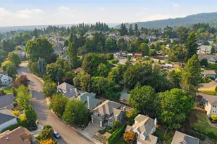10719 NW Harding Ct, Portland, OR 97229 - Photo 44