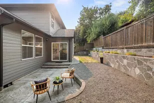 10719 NW Harding Ct, Portland, OR 97229 - Photo 40