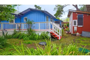 57598 Parkersburg Rd, Bandon, OR 97411 - Photo 32