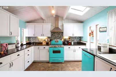 57598 Parkersburg Rd, Bandon, OR 97411 - Photo 4