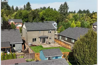 3352 NE Daffodil Dr, McMinnville, OR 97128 - Photo 32