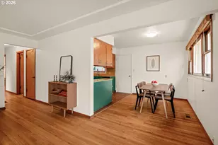 7825 SE Sherman St, Portland, OR 97215 - Photo 8