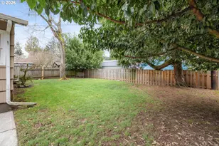 7825 SE Sherman St, Portland, OR 97215 - Photo 30