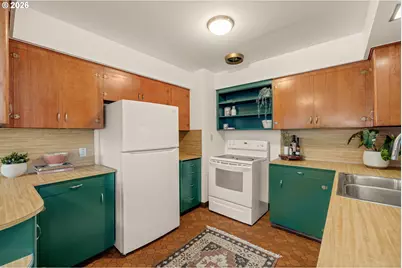 7825 SE Sherman St, Portland, OR 97215 - Photo 14