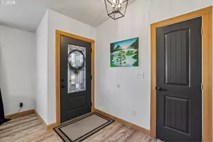26 SE Wheeler St, Cascade Locks, OR 97014 - Photo 2