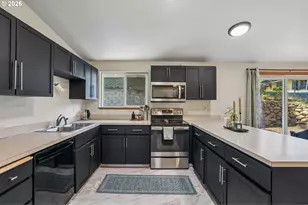 26 SE Wheeler St, Cascade Locks, OR 97014 - Photo 16