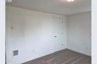 306 8th St, Garibaldi, OR 97118 - Photo 18