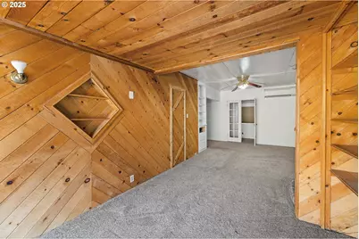 3461 W Evans Creek Rd, Rogue River, OR 97537 - Photo 4