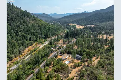 3461 W Evans Creek Rd, Rogue River, OR 97537 - Photo 36