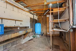 3461 W Evans Creek Rd, Rogue River, OR 97537 - Photo 28