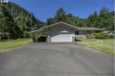 11445 E Mapleton Rd, Mapleton, OR 97453 - Photo 4
