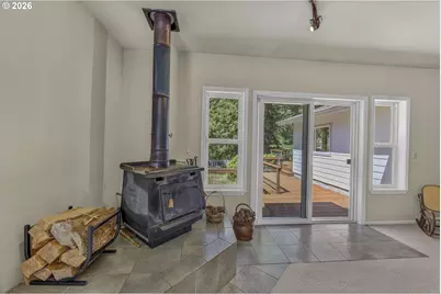 11445 E Mapleton Rd, Mapleton, OR 97453 - Photo 14