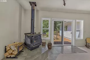 11445 E Mapleton Rd, Mapleton, OR 97453 - Photo 14