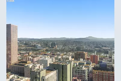 550 SW 10th Ave #2408, Portland, OR 97205 - Photo 18