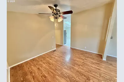 1282 E 3rd St #37, Lafayette, OR 97127 - Photo 18