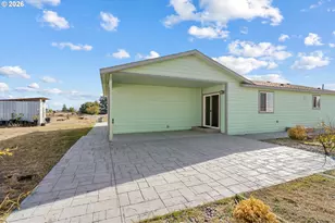 80696 Wagon Wheel Loop, Irrigon, OR 97844 - Photo 32