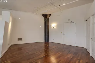 1314 NW Irving St #308, Portland, OR 97209 - Photo 6