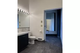 1314 NW Irving St, Portland, OR 97209 - Photo 28