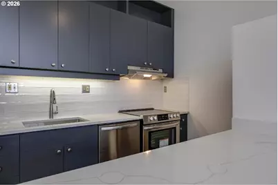 1314 NW Irving St #308, Portland, OR 97209 - Photo 22