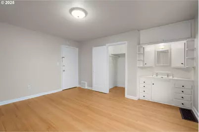 646 SE 60th Ave, Portland, OR 97215 - Photo 22