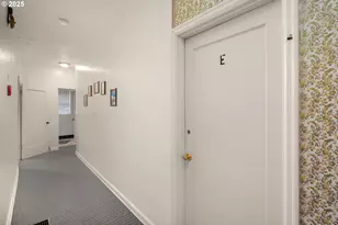 646 SE 60th Ave, Portland, OR 97215 - Photo 28